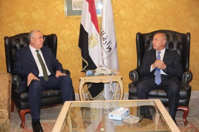 "النقل" و"الزراعة" و "الصناعة" يبحثون التكامل بين المشروعات التي تنفذها الوزارات الثلاثة لتحفيز بيئة الاستثمار