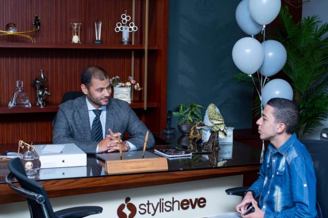 "Stylish Eva" تقدم منحة دراسية كاملة لبائع خضراوت الجيزة أحد متفوقي الثانوية العامة