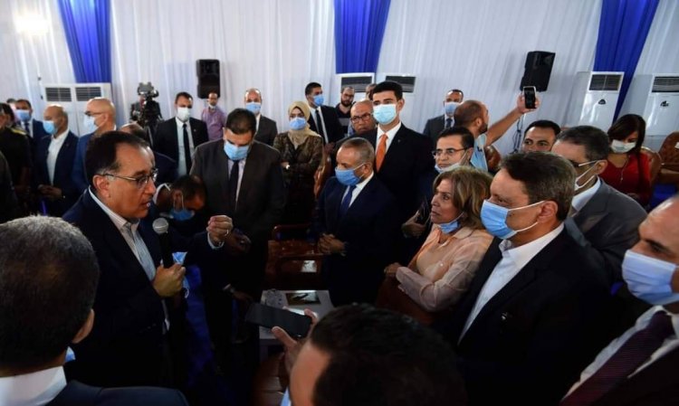 الحكومة : لا نستهدف المواطن البسيط وبدأنا ملف التصالحات مع "حيتان" المخالفات