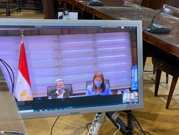 وزراء التخطيط والبيئة والزراعة يبحثون دمج التنمية المستدامة فى مشروعات التكيف والتخفيف من آثار تغير المناخ لإنشاء مجتمعات زراعية