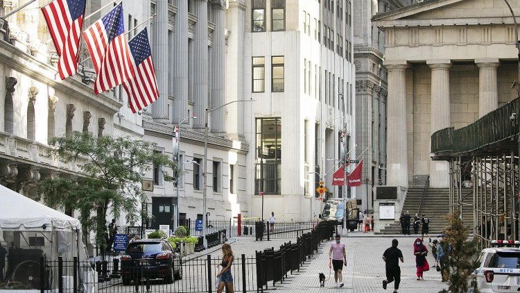 نشاط الأعمال في الولايات المتحدة يقفز لأعلى مستوى منذ مطلع العام الماضي