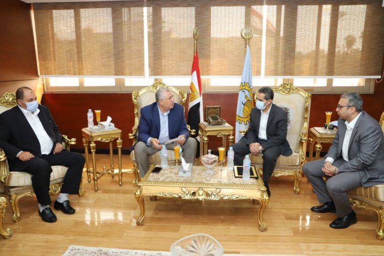 "القصير" و "رحمي" يبحثان سبل تحقيق التنمية الزراعية بالغربية