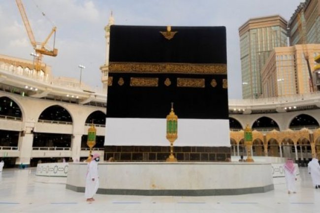 عودة المعتمرين من خارج السعودية لبيت الله الحرام