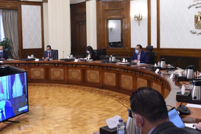 "مدبولى"  يوجه بسرعة الانتهاء من مشروع تطوير المناطق العشوائية  غير الآمنة