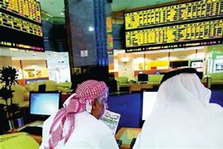 ظهور إصابات بالسلالة الجديدة لكورونا تدفع سوق أبوظبي للتراجع 
