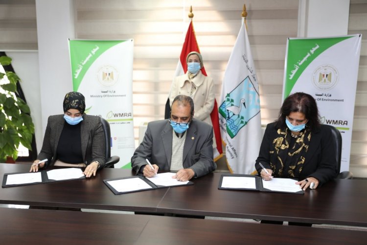 تعاون بين البيئة والقطاع الخاص لتمكين المراة من تدوير زيوت الطهي