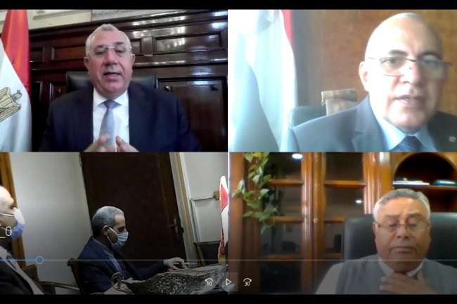 تحرير إنذارات ومحاضر تبديد المياه للمزارعين المخالفين لنُظم الري الحديث 