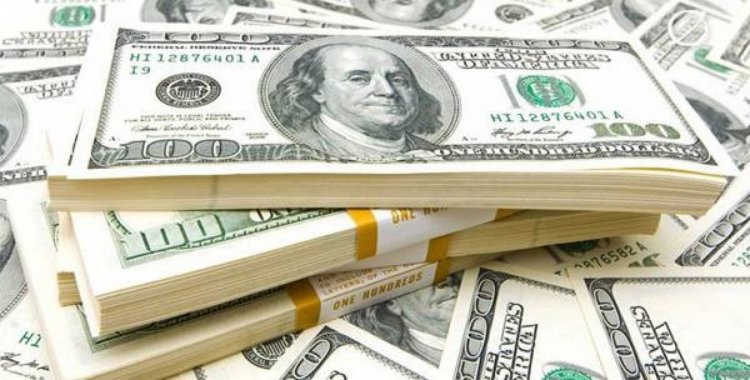 تباين اسعار الدولار في التعاملات الصباحيه بالبنوك