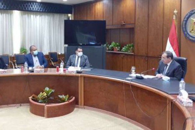  وزير البترول  يستقبل وفد لجنة التعدين بغرفة التجارة الأمريكية