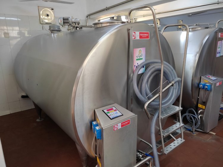 "القصير" مركز تجميع ألبان أبو قرقاص نموذج يحتذي به للقطاع الخاص 