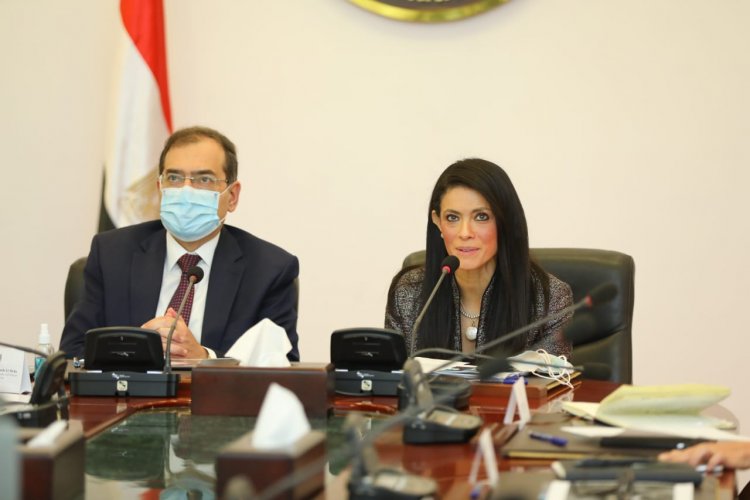 «التعاون الدولي» تعقد منصة التعاون التنسيقي المشترك لقطاع البترول بحضور «الملا»