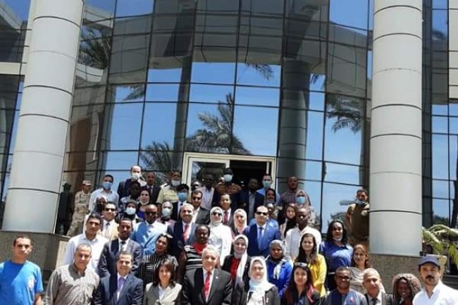 "البحوث الزراعية"تستقبل نحو 100 متدرب من المشتركين بقاعة المركز الإقليمي للأغذية والأعلاف   