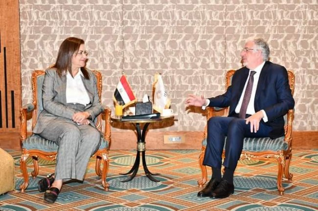 السعيد تلتقي بالرئيس التنفيذي للمؤسسة الدولية الإسلامية لتمويل التجارة لبحث تعميق التعاون