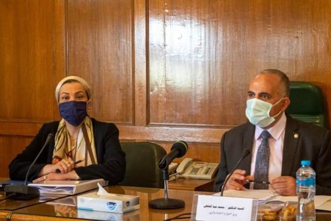 عقد اجتماع اللجنة العليا لتراخيص الشواطئ