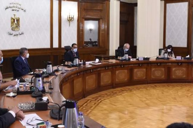 مدبولى: يتابع الموقف التنفيذي لمشروعات المنطقة الاقتصادية لقناة السويس