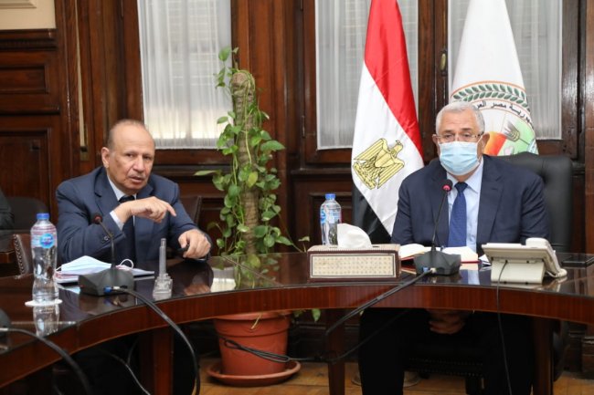 وزير الزراعة يلتقى برئيس شركة امات الدواجن السعودية