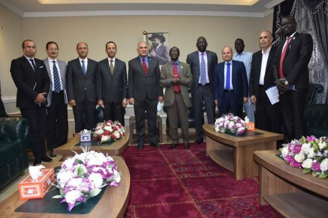 عبد العاطى : مصر تقوم بتنفيذ المشروعات التى يطلبها أهالى جنوب السودان بحيث تكون معبرة عن احتياجاتهم الفعلية