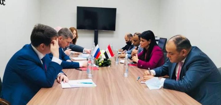 المشاط تبحث تعزيز مجالات التعاون الثنائي مع وزير التنمية الاقتصادية الروسي