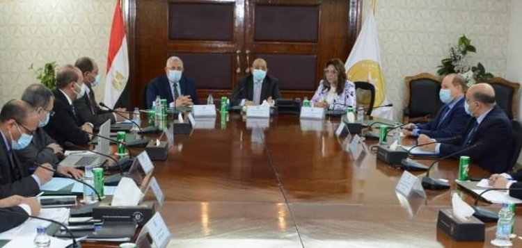 وزيرا التنمية المحلية والزراعة يستعرضان معدلات تنفيذ المشروع القومي لتطوير  المجازر