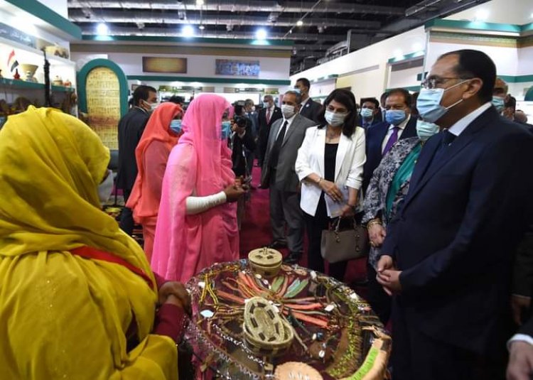 رئيس الوزراء يفتتح الدورة الـ 52 لمعرض القاهرة الدولي للكتاب