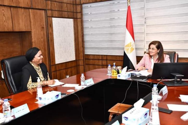 التخطيط  تلتقي بمدير المكتب الإقليمي للبنك الإسلامي بالقاهرة لبحث آليات تدعيم روابط التعاون 