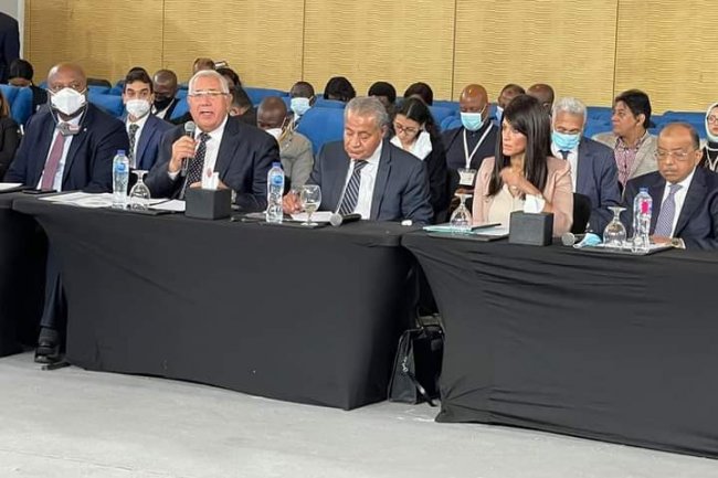 وزير الزراعة يشارك في فعاليات «منتدى مصر للتعاون الدولى »