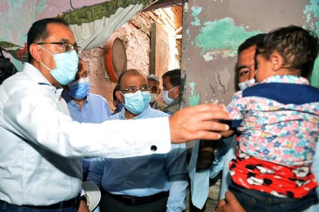 رئيس الوزراء يواصل جولته في القليوبية بتفقد مشروعات «حياة كريمة» بقرية نوى