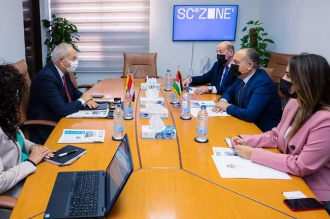 «اقتصادية قناة السويس» تبحث مجالات التعاون مع الأردن