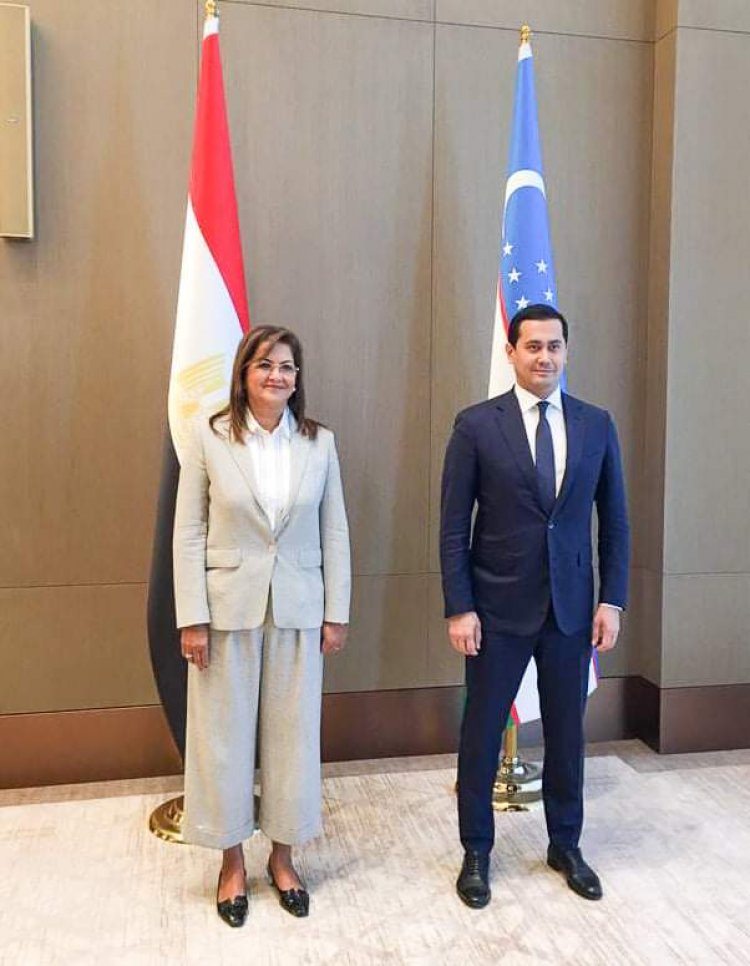 وزيرة التخطيط  تلتقي نائب رئيس الوزراء ووزير الاستثمار  بأوزباكستان