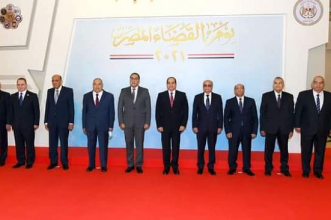 « السيسي » يرأس اجتماع المجلس الأعلى للجهات والهيئات القضائية