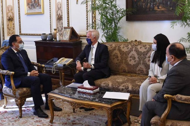 «الوزراء »  تبحث سُبل تعزيز التعاون مع مجموعة «سيتي بنك» المصرفية