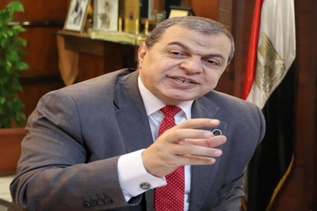 القوى العاملة: تعيين 329 شاباً والتفتيش على 233 منشأة بالأقصر