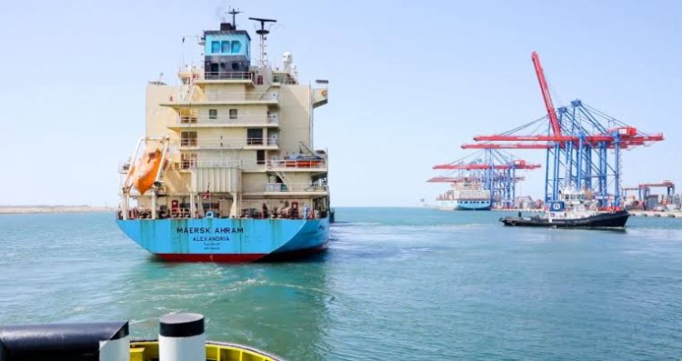 22 سفينة إجمالي الحركة الملاحية بموانئ بورسعيد اليوم 
