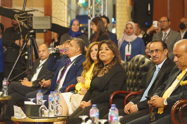 انطلاق فعاليات معرض «بيزنكس 2021» في نسخته الرابعة