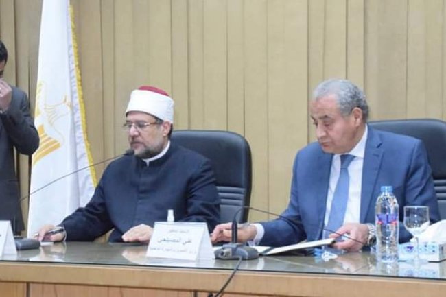  3 بروتوكولات تعاون بين «التموين» و «الأوقاف» لتوريد 1000 طن لحوم