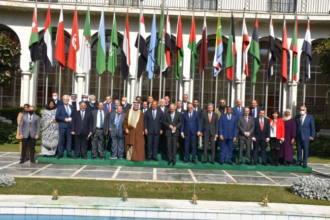 ضرورة الربط الإلكتروني بين  الجمارك العربية و  الغرف المشتركة لتخليص البضائع