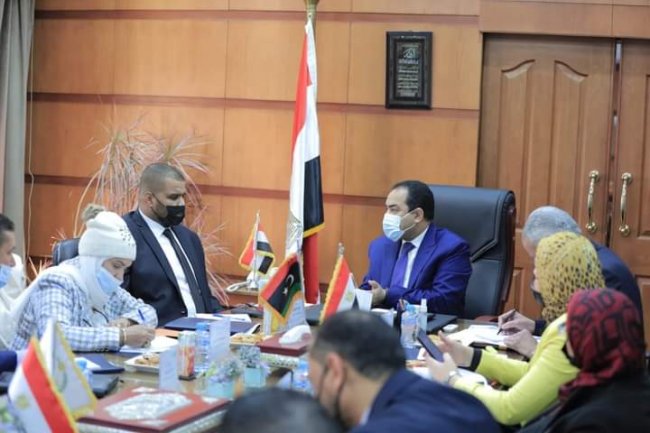 التنظيم والإدارة يستقبل وفد من وزارة الخدمة المدنية الليبية 