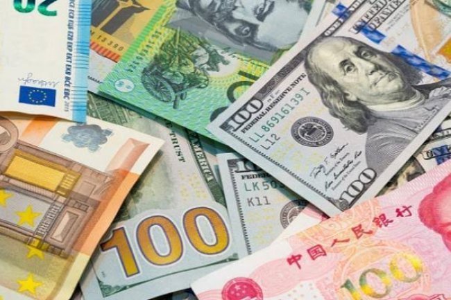 تعرف على.... أسعار العملات اليوم بالبنوك