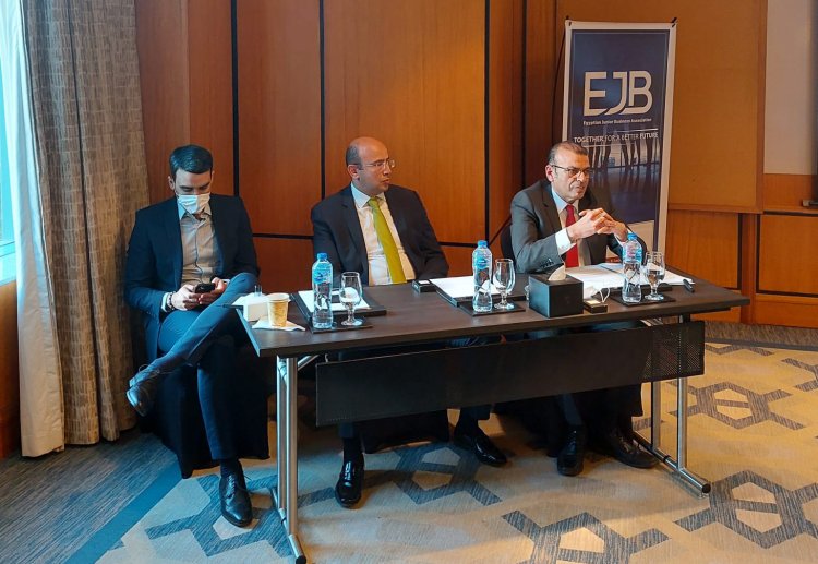 «شباب الأعمال» تناقش دعم الشركات العائلية لتحسين الهياكل المؤسسية والمالية   