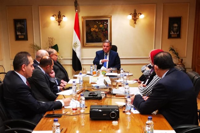 قطاع الأعمال العام: نتطلع للريادة إقليميا في تجارة وحليج الأقطان وفتح أسواق جديدة