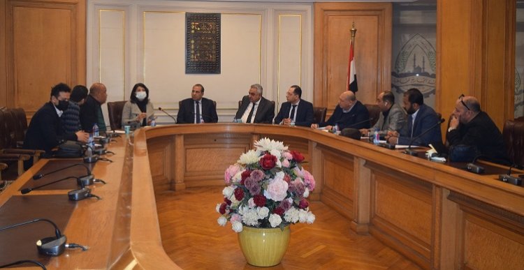 اجتماع طارئ بين الجمارك وغرفة القاهرة  لخفض زمن الإفراج الجمركي عن البضائع