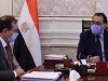 رئيس الوزراء يلتقي وزير البترول للاطمئنان على توافر السلع البترولية 