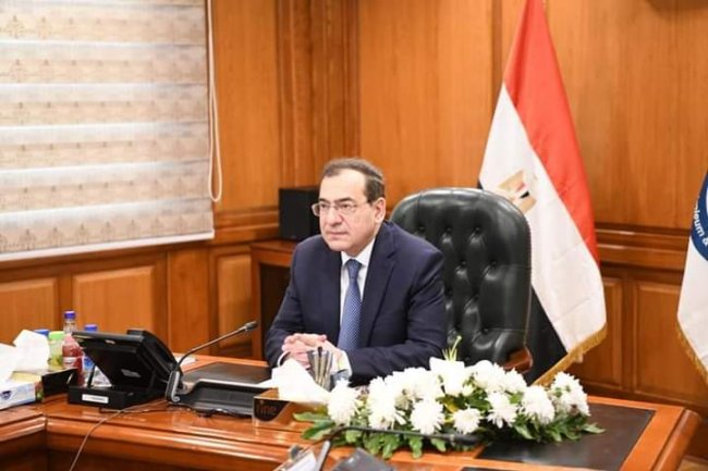 «البترول»: انتهاء المسح ثلاثي الأبعاد لـ6.7 ألف كم2 بالبحر الأحمر قريباً