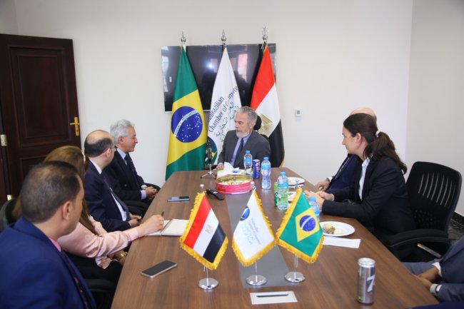 سفير البرازيل يزور مكتب «الغرفة العربية البرازيلية بالقاهرة» ويبحث سبل التعاون 