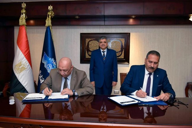 قناة السويس:  توقيع مذكرة تفاهم مع "بترومنت" للتعاون في مجال تقديم الخدمات البحرية