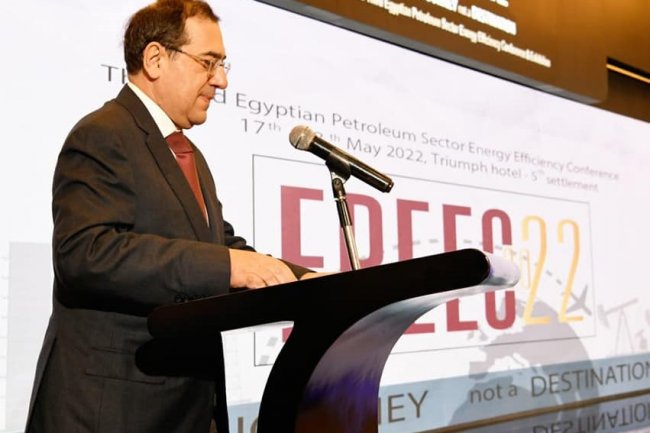 "الملا" يفتتح المعرض الثالث لكفاءة الطاقة بقطاع البترول EPEEC 2022