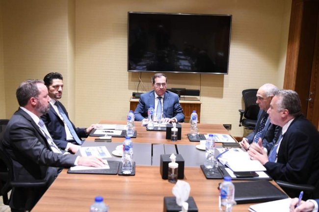 البترول تبحث مع بيكرهيوز الأمريكية تحسين كفاءة استخدام الطاقة