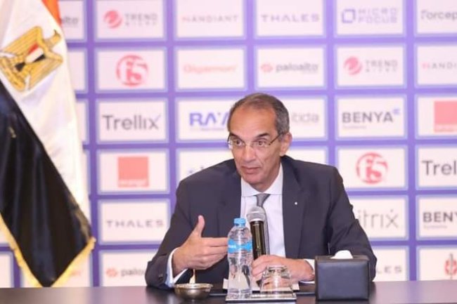 طلعت:صناعة مراكز البيانات مكونا رئيسيا لبناء مصر الرقمية