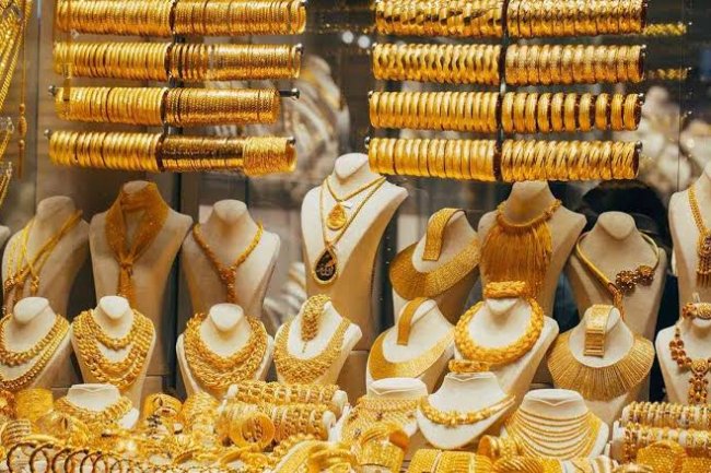 تذبذب أسعار الذهب خلال التعاملات اليوم
