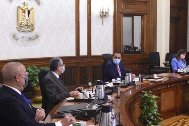 «مدبولى» : مشاركة فاعلة للقطاع الخاص في تنفيذ مشروعات  «تحلية المياه»